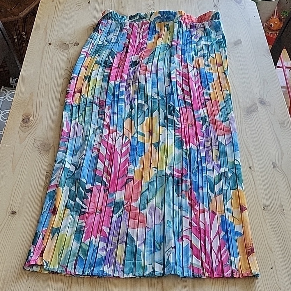 SAN MOIRE Vintage Pleated Maxi Skirt M-L